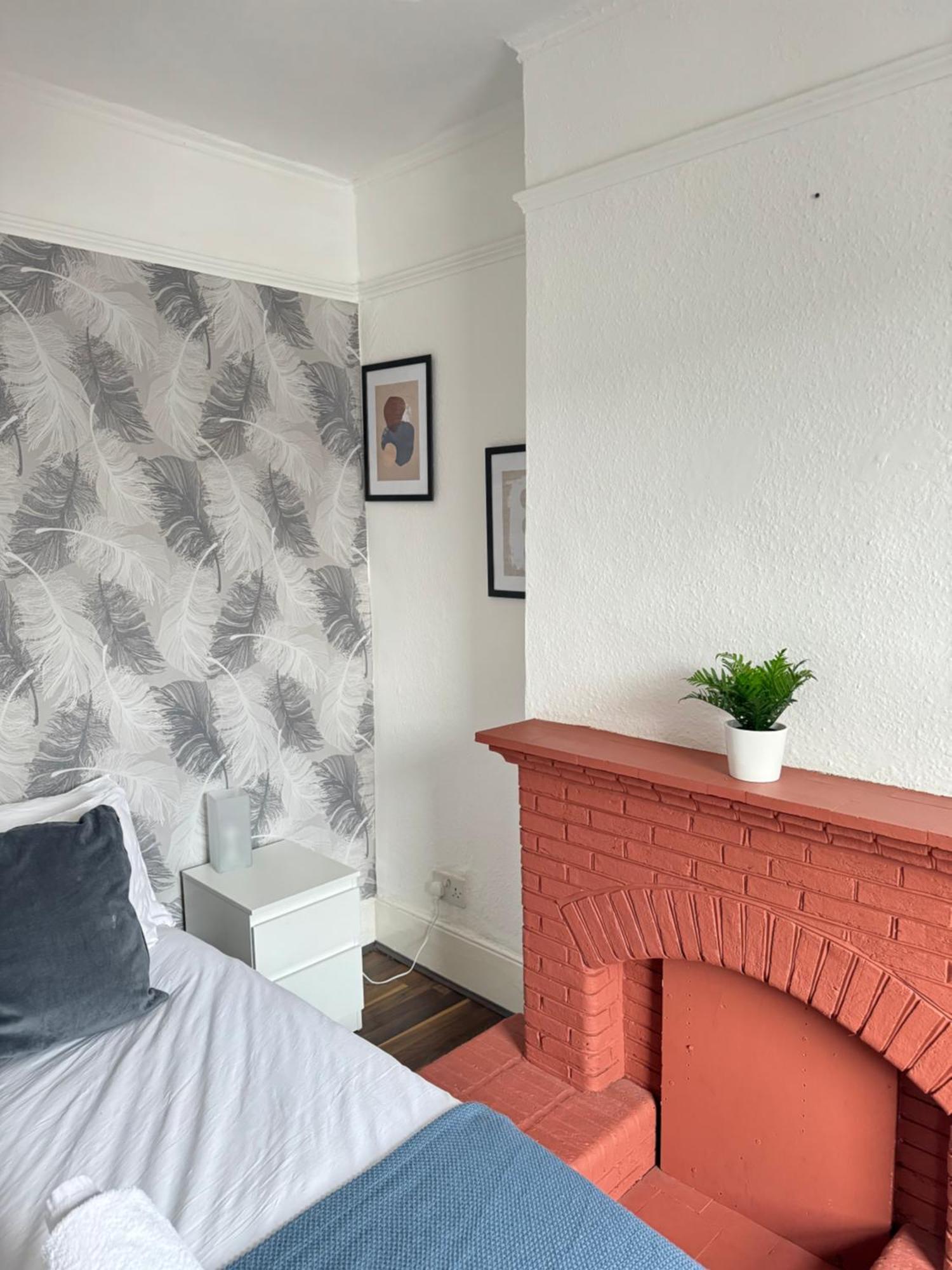 2 Bed Apt Sofa Bed Up To 6 Londres Extérieur photo