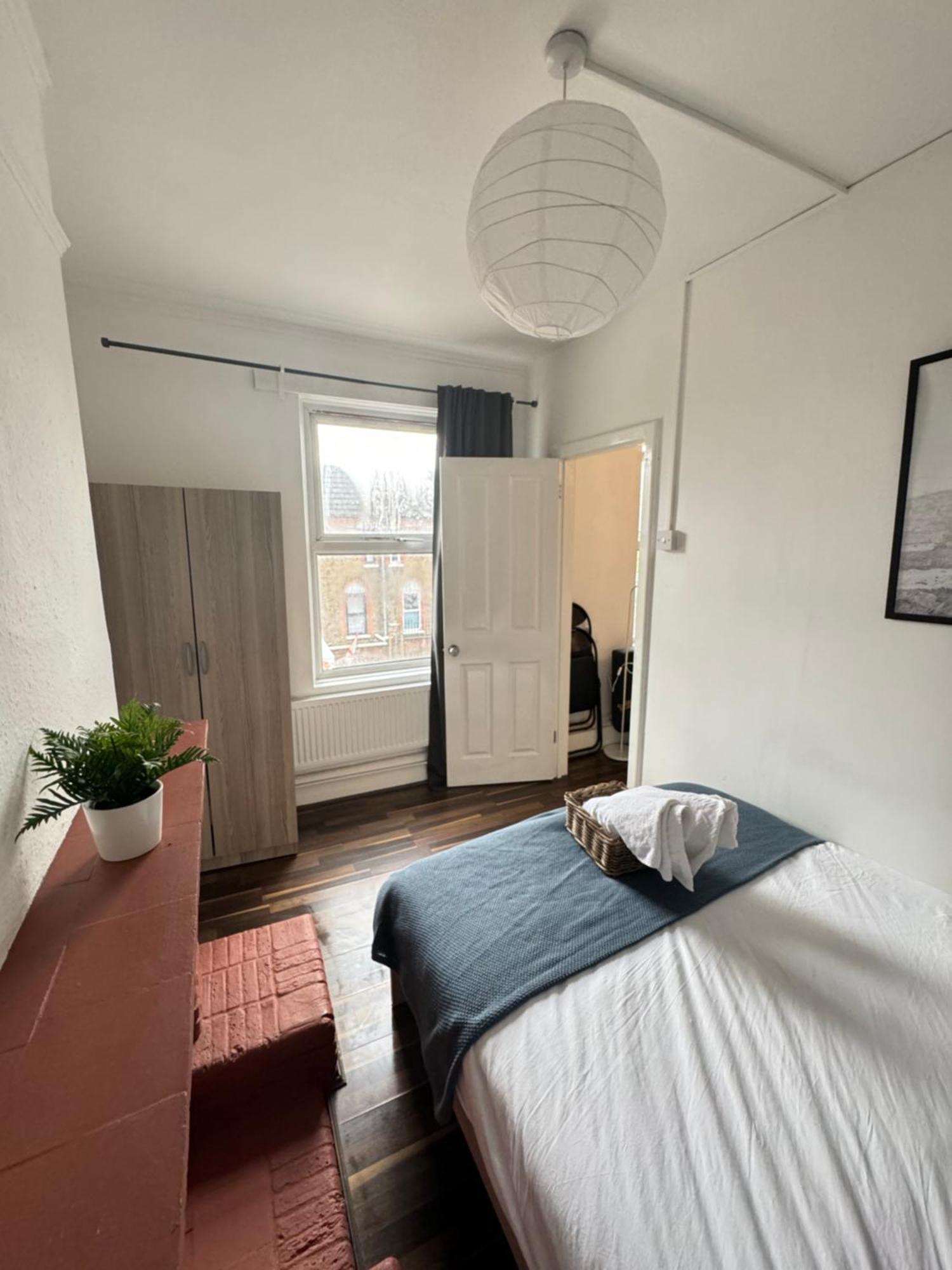 2 Bed Apt Sofa Bed Up To 6 Londres Extérieur photo