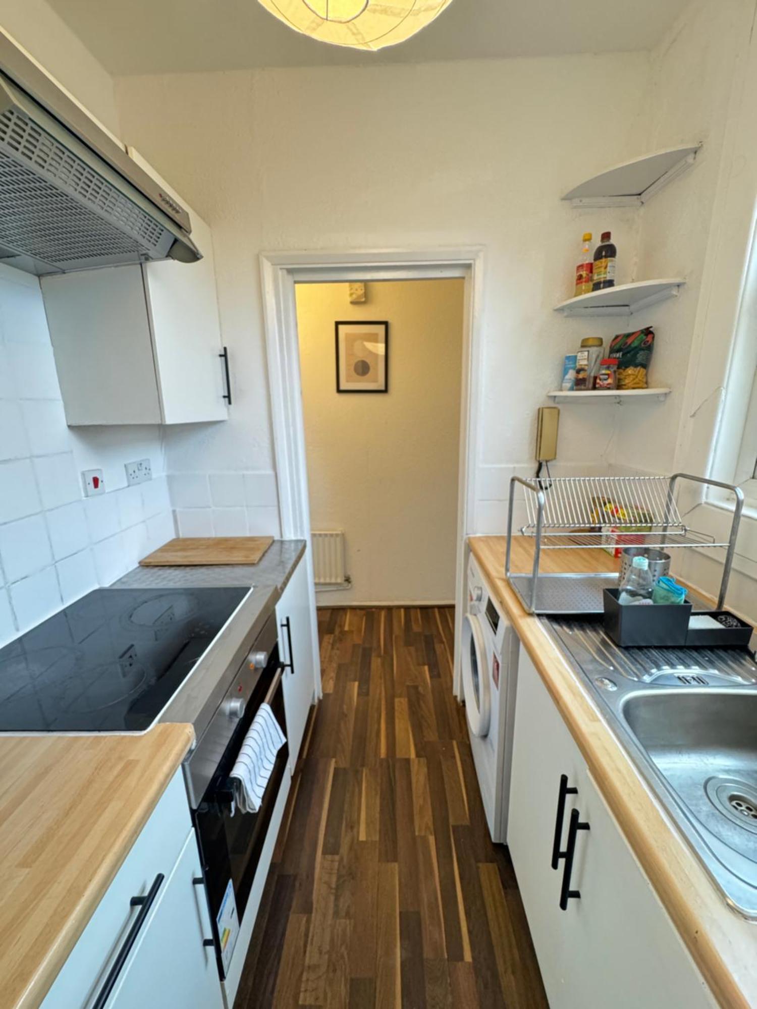 2 Bed Apt Sofa Bed Up To 6 Londres Extérieur photo